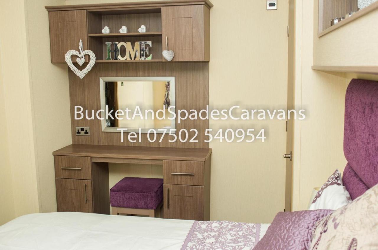 Blackpool Caravans Marton Mere Екстер'єр фото