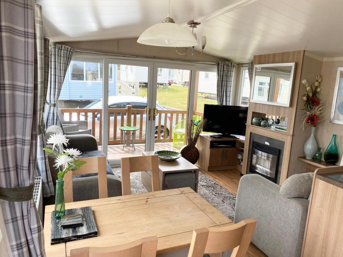 Blackpool Caravans Marton Mere Екстер'єр фото