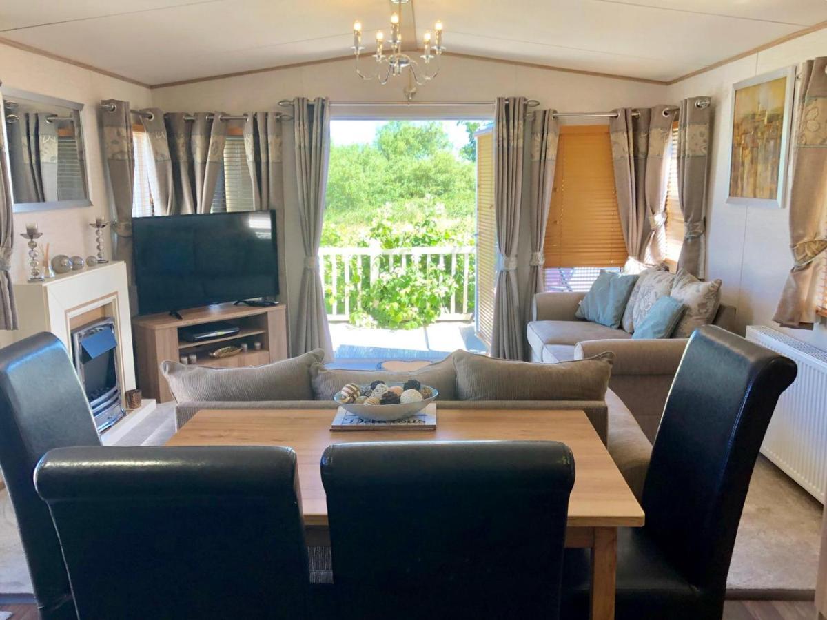 Blackpool Caravans Marton Mere Екстер'єр фото