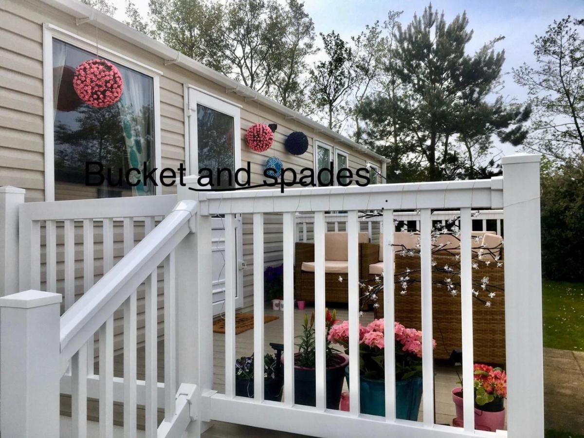 Blackpool Caravans Marton Mere Екстер'єр фото